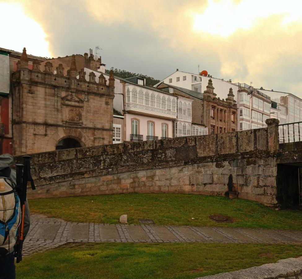 Oli Vita Hostel Albergue Con Encanto Viveiro Buitenkant foto